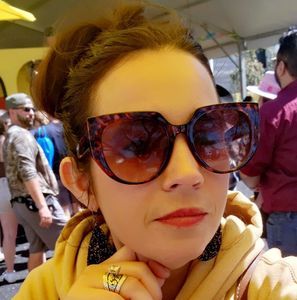 Meet your Posher, Amy